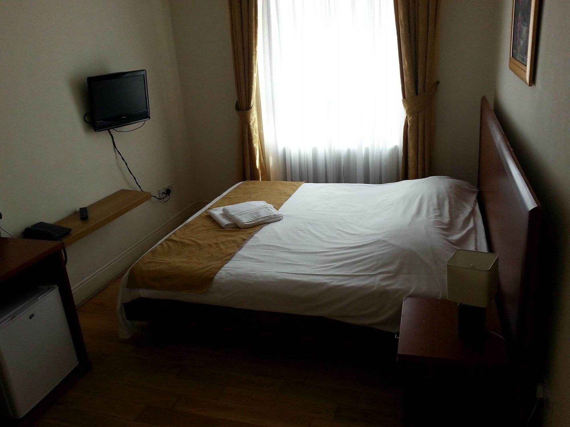Corner House Hotel ลอนดอน ภายนอก รูปภาพ