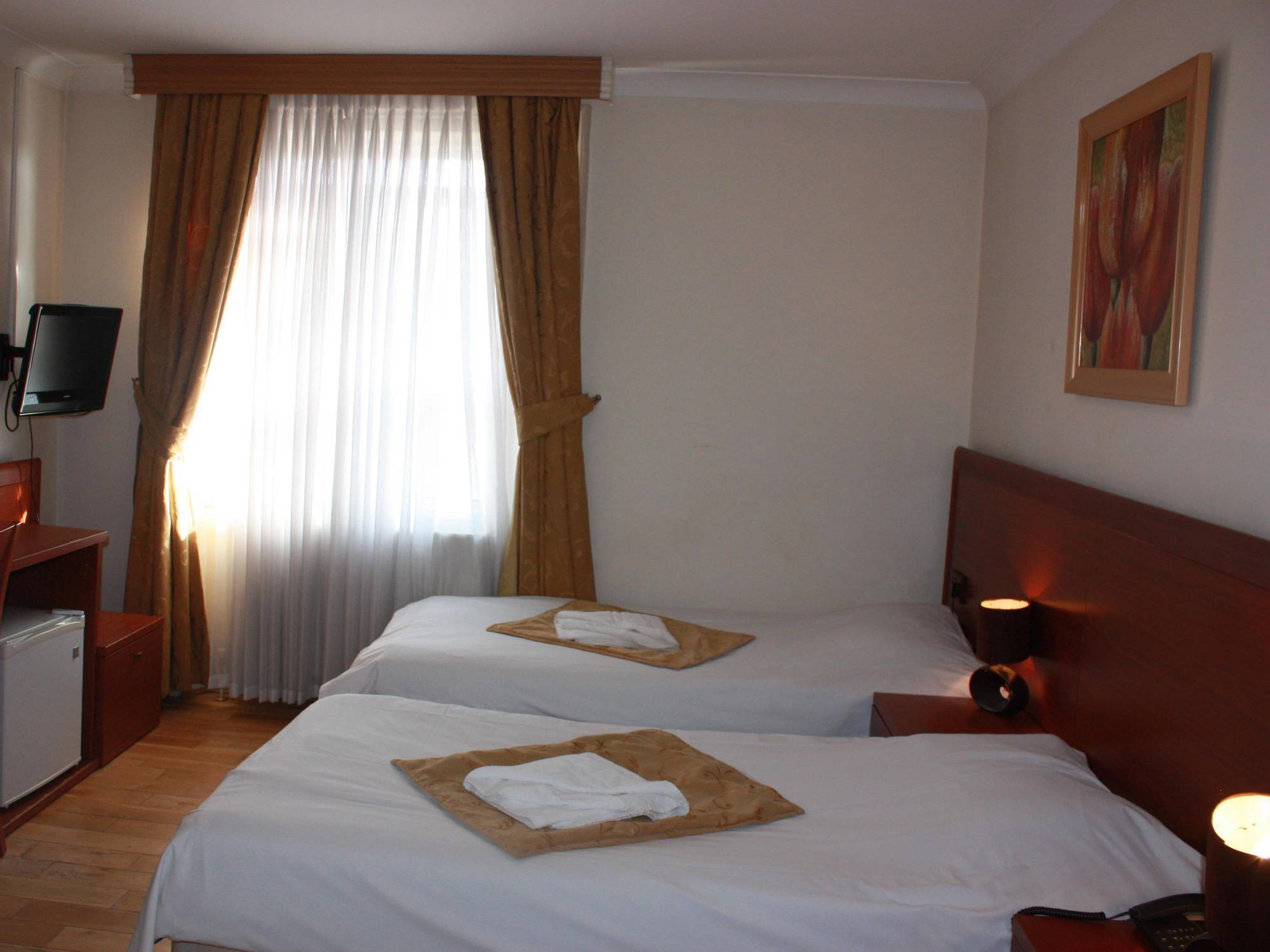 Corner House Hotel ลอนดอน ภายนอก รูปภาพ